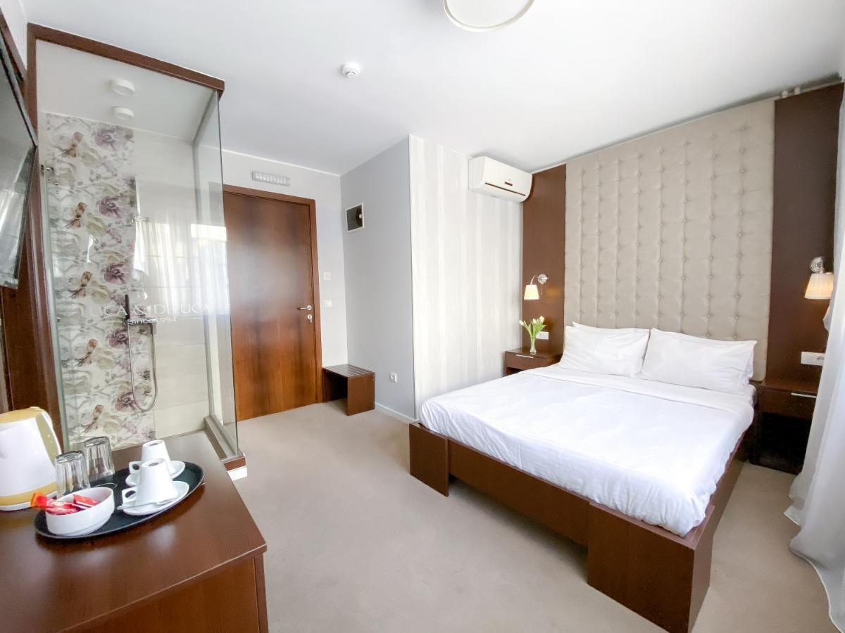 Luka De Luka Suites Belgrado Exterior foto